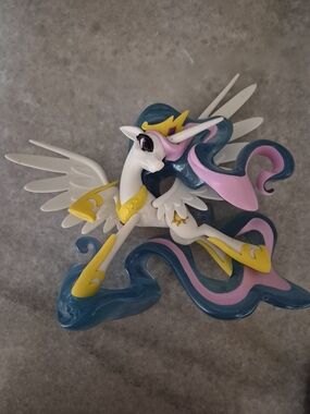 Hasbro My Little Pony Princess Celestia Plastic Animation Figure pre-owned.
